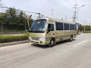 Quality japan mini car 30seats 2016 2017 used Toyota coaster for sale with cheap price for sale