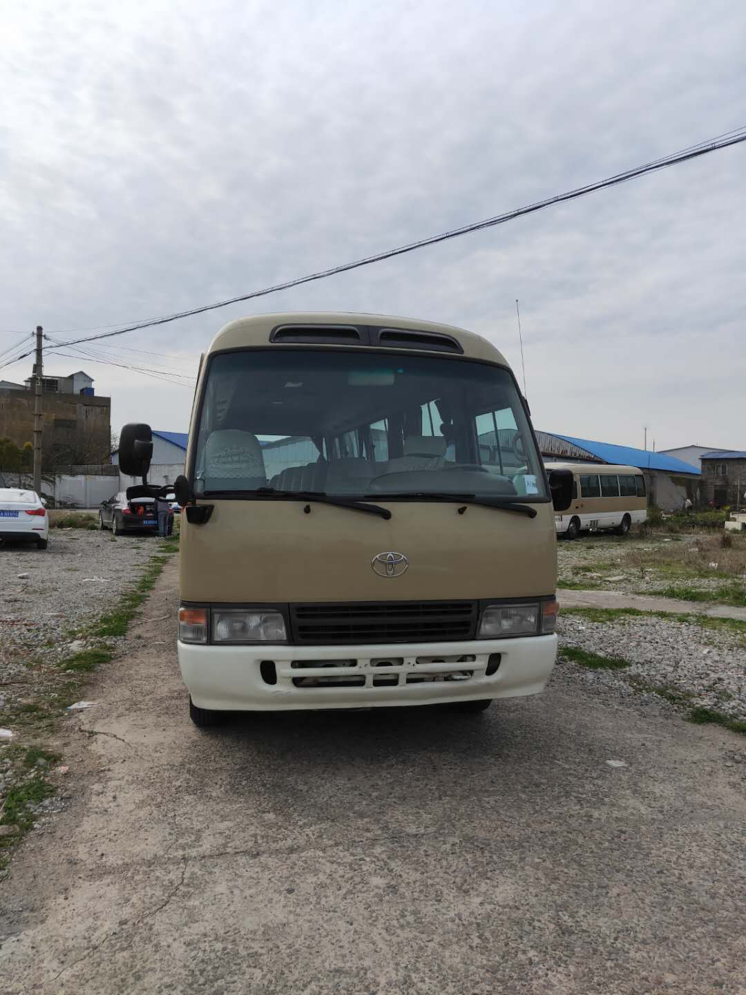 Quality LHD 2016 second hand /used toyota coaster mini coach for sale with 30 seats for sale