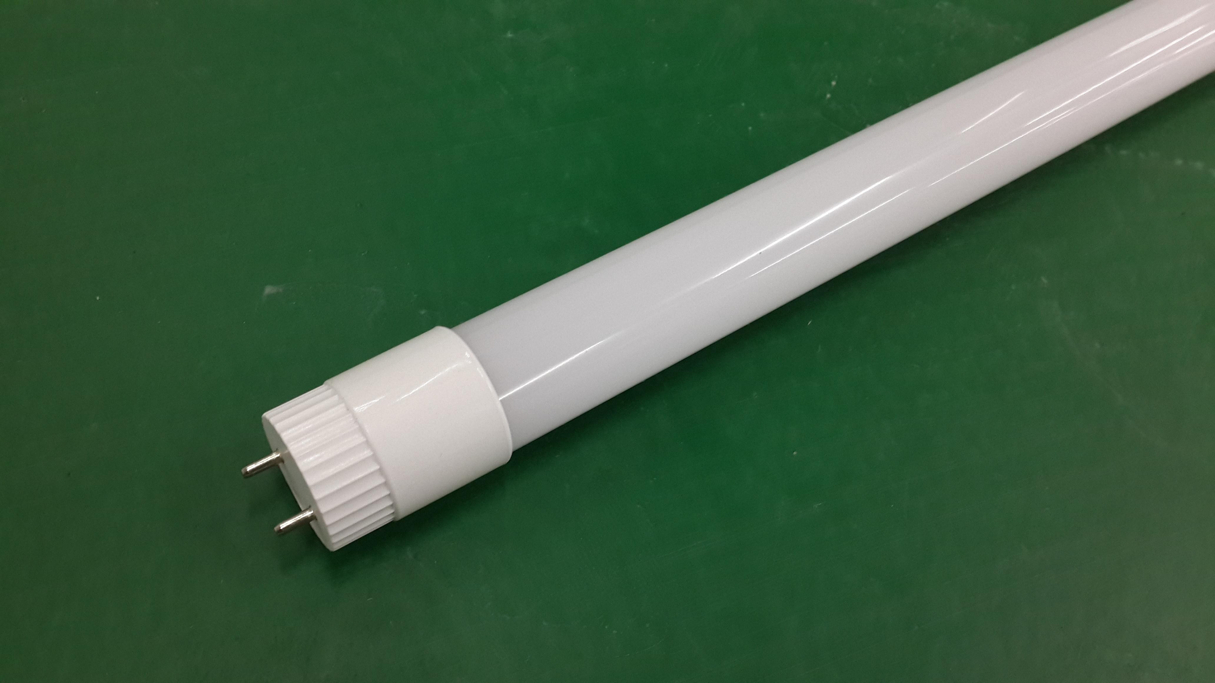 China Lowest Price for Glass T8 LED Tube 10W, 60CM 160-265V, Glass Housing, 1000LM on sale