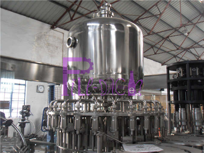 Quality Stainless Steel Juice Hot Filling Machine , Silver Gray Monoblock Filling Machine for sale