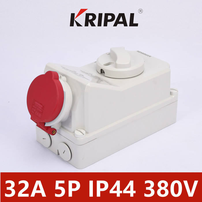 Quality Three Phase Interlock Electrical Switch Socket IP44 32 Amp 380V for sale