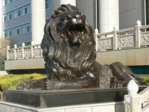 Quality Large Outdoor sitting lions bronze sculpture ,customized bronze statues, China sculpture supplier for sale