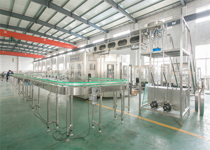Quality 480V 3P Water Production Line 5500KG RCGF Water Bottle Filling Machine for sale