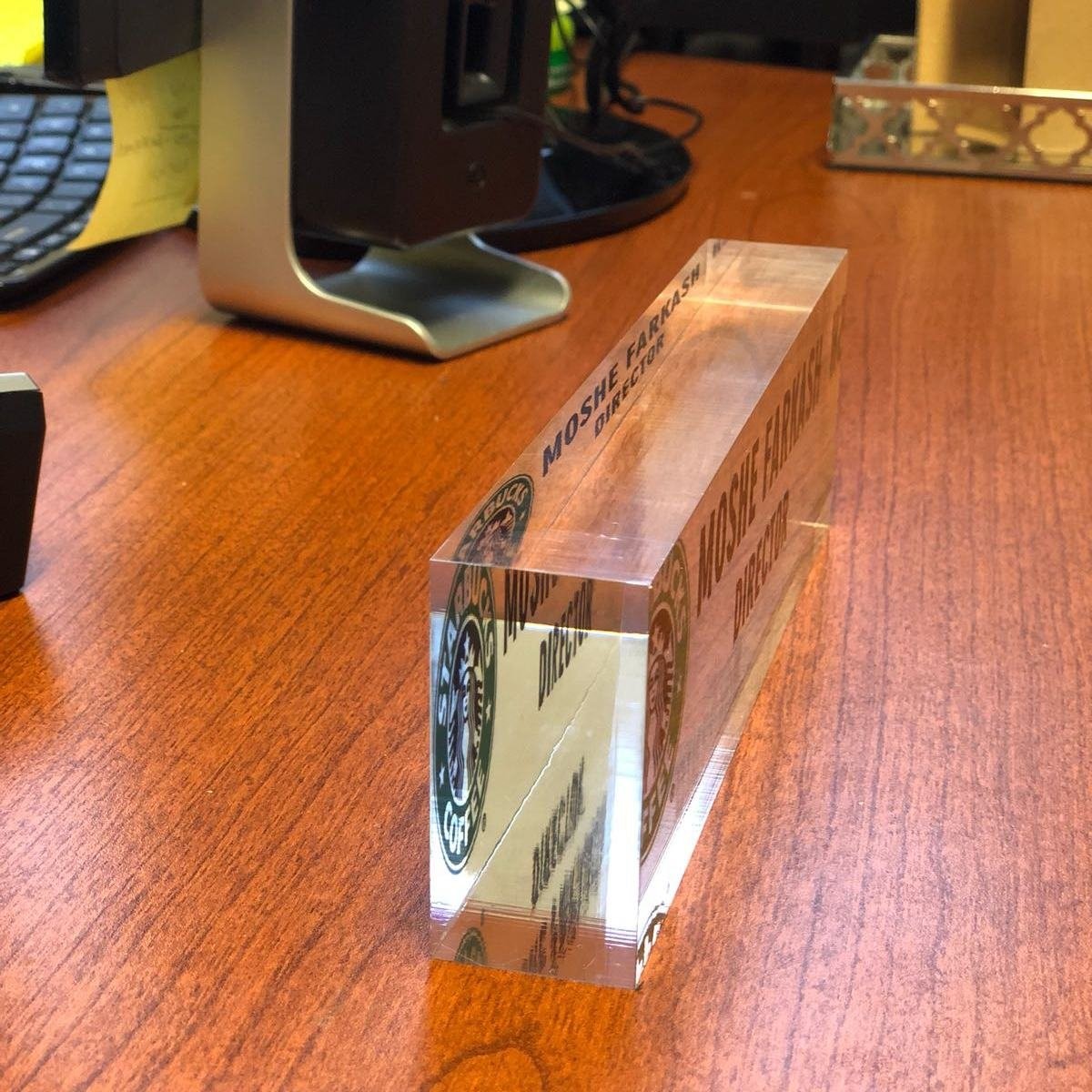 Quality Transparent Cube Name Plate Acrylic Design OEM ODM Available for sale