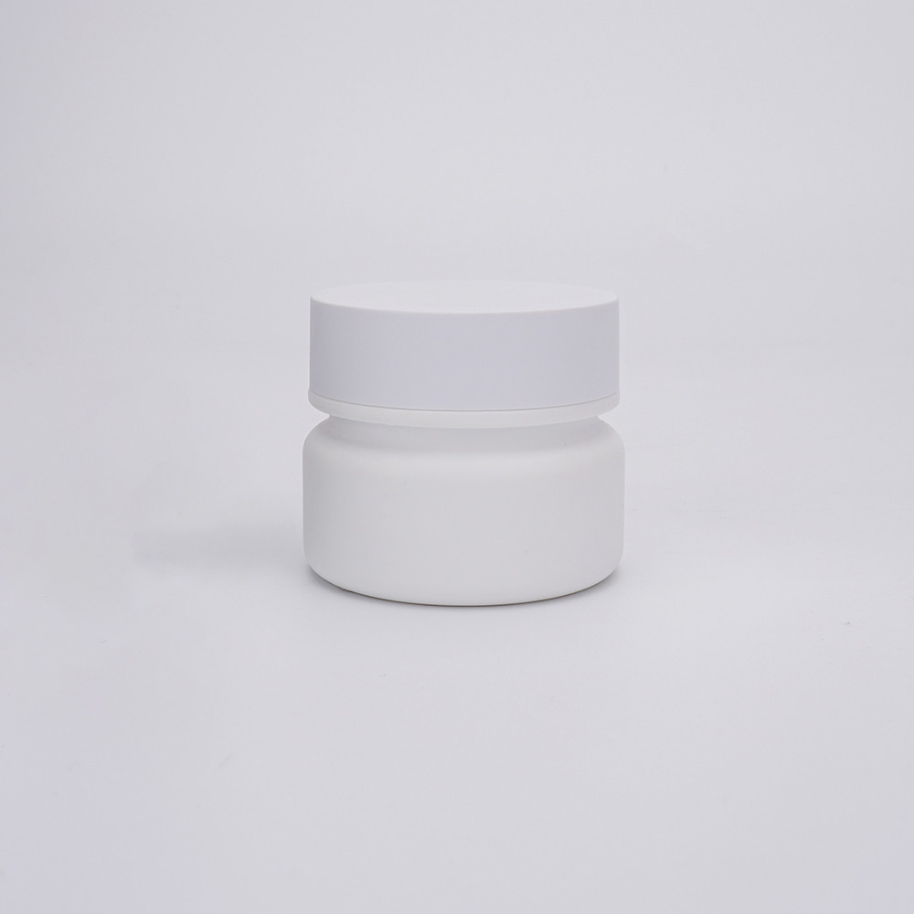 Quality 50ml PETG White Plastic Round Jar , Face Cream Cosmetic Jar for sale