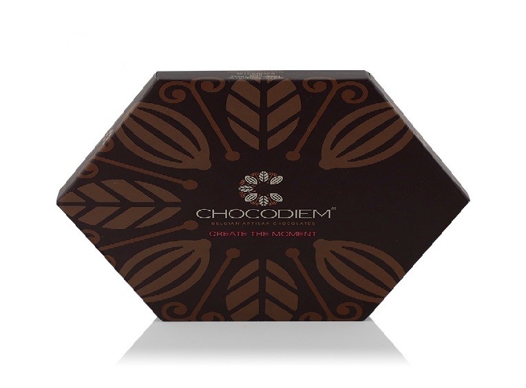 Quality Personalised Cardboard Chocolate Boxes Handmade Empty Lid And Base FSC Certification for sale