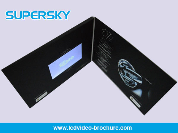 Quality Promotional LCD Video Brochure Free USB Cable Video Booklets With Durable Battery for sale