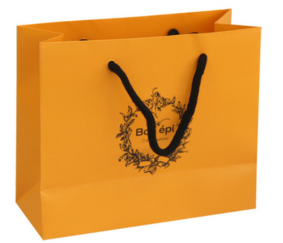 Quality Cheap Custom Printed Luxury retail paper shopping bag Supplier for sale