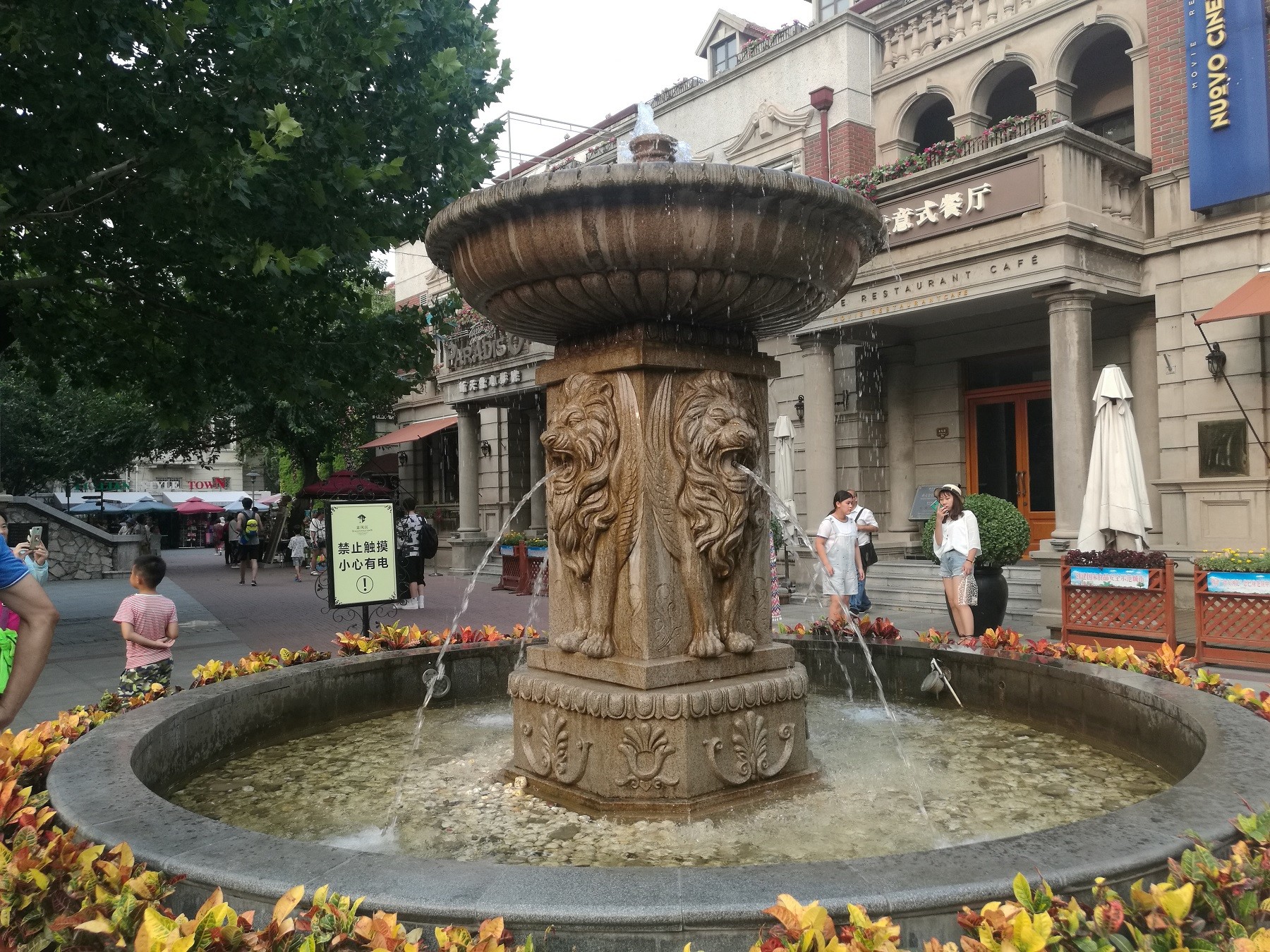 Quality Garden water sandstone fountain with pool, china marble sculpture supplier for sale
