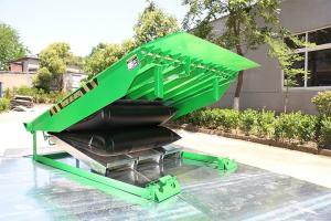 Quality 35000LBS Capacity Warehouse Loading And Unloading Area Dock Leveler for sale