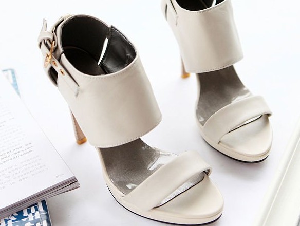 Quality new arrival genuine leather lady sandal for sale