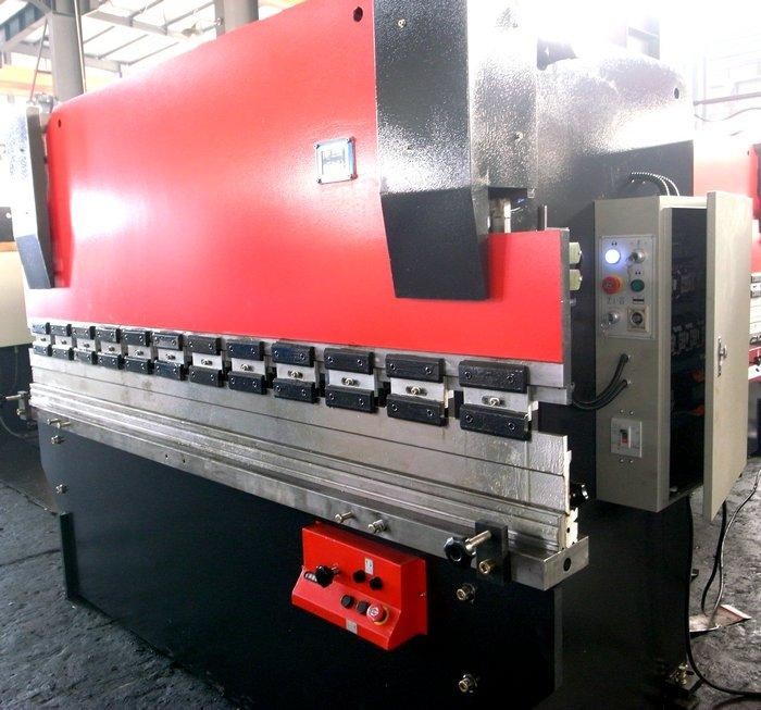China 37 KW WC67K CNC Hydraulic sheet metal forming Press Brake machine fabrication machinery on sale