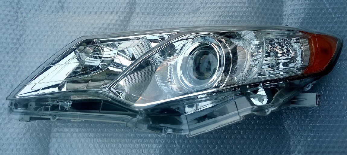 Toyota Headlamps USA CAMRY 2012 81150-06470 81110-06470 Auto Parts Replacement