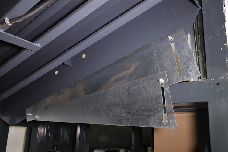 Quality Durable Loading Dock Leveler 50,000 Psi High-Tensile Steel Deck for sale