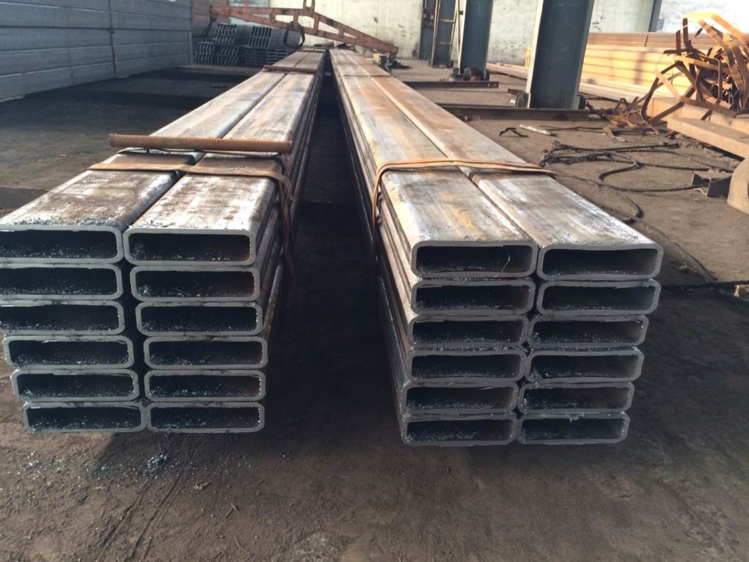 China Weld Galvanized Hollow Steel Pipe , Thin Wall Square Tubing Double Submerged Arc on sale