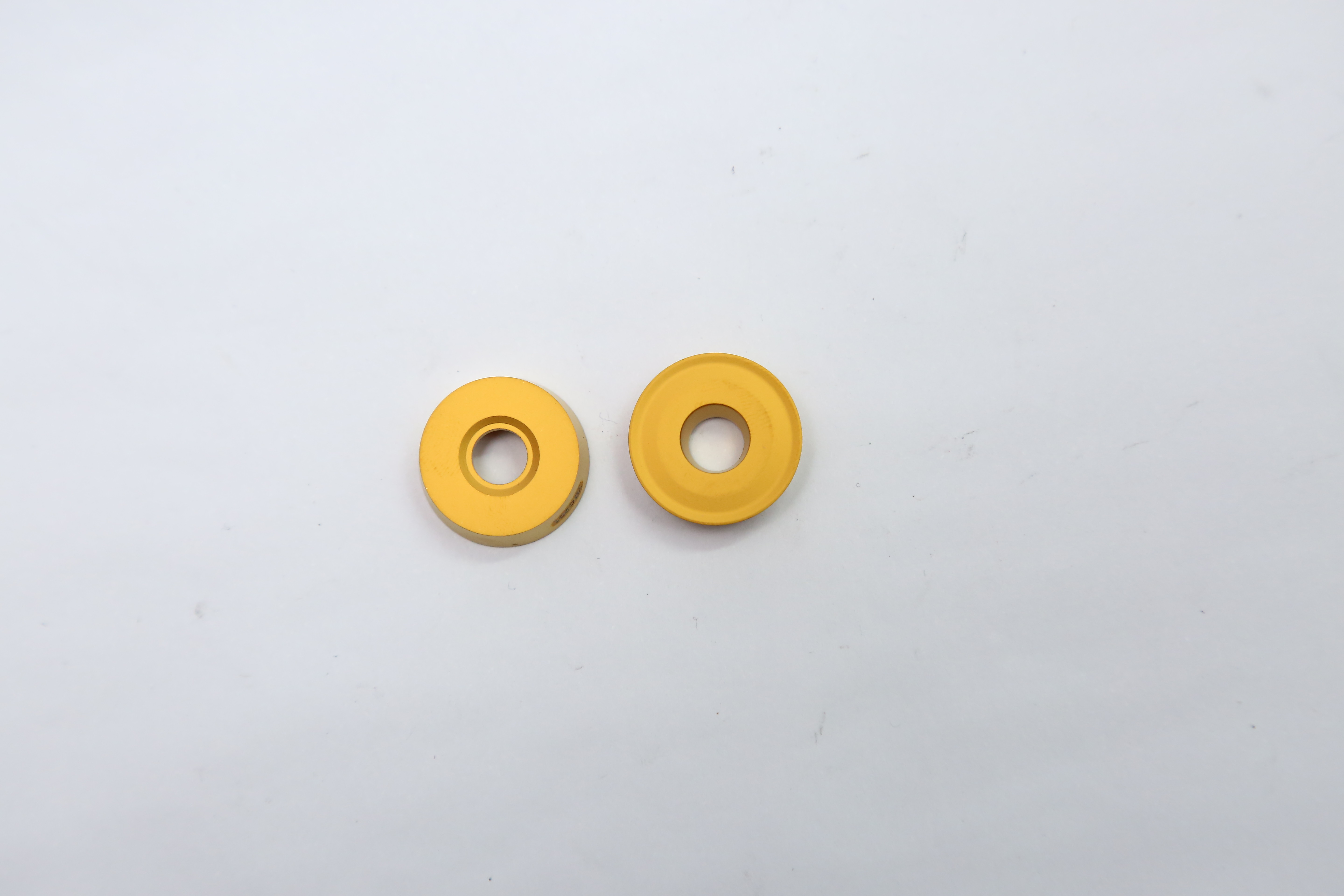 Quality CVD / PVD Coated Round Carbide Cutter Tips , Yellow Round Carbide Cutter Inserts YBC251 RCMX2006MO for sale