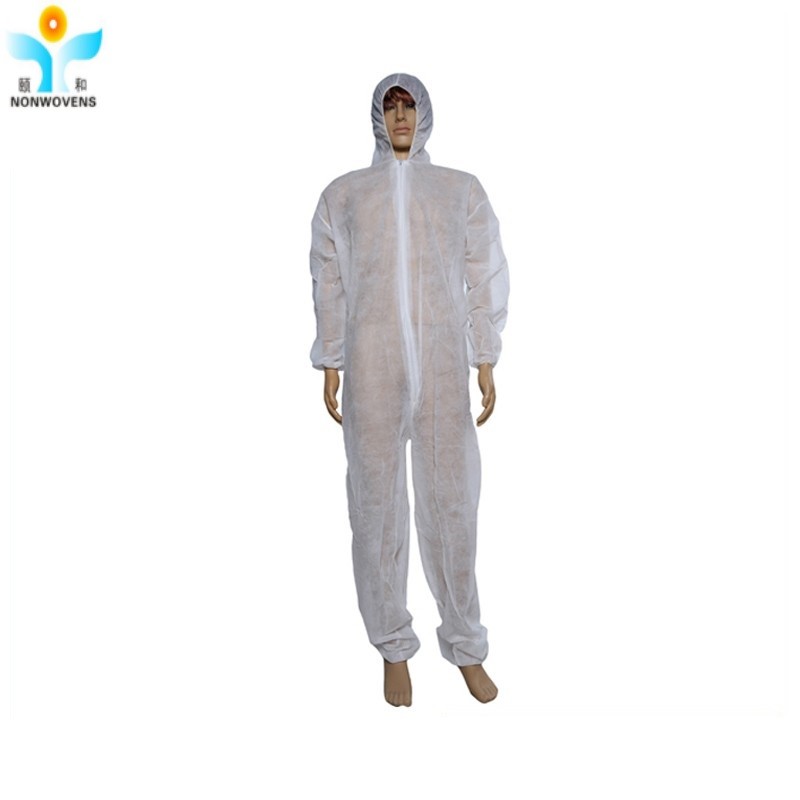 Quality Hooded Disposable Protective Coverall Suit Safety Protective Coverall For Cleanroom for sale
