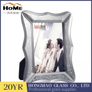 Quality Luxury Design Silver Glass Picture Frames 5x7 Vertical Standing With Matte Button for sale