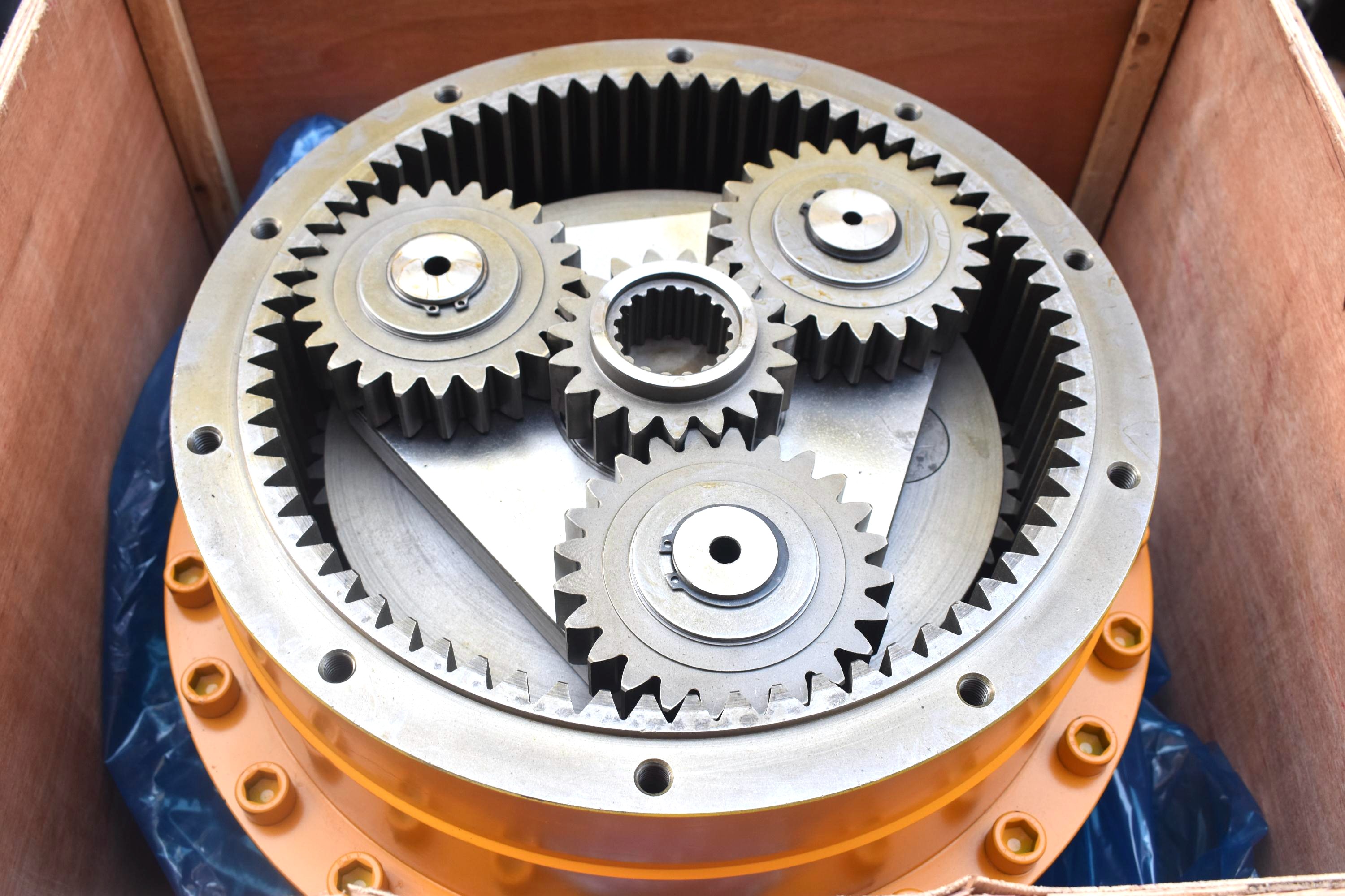 Quality Excavator Swing Drive Parts PC400-7 Reduction Gearbox for sale