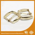 Gold Metal Pin Buckle 25X34.7X38MM OEM Fashion Handbag Buckle Zinc Material