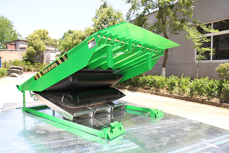 Quality CE / ISO9001 2008 Exterior Airbag Dock Leveler Fine Steel Plate Frame for sale