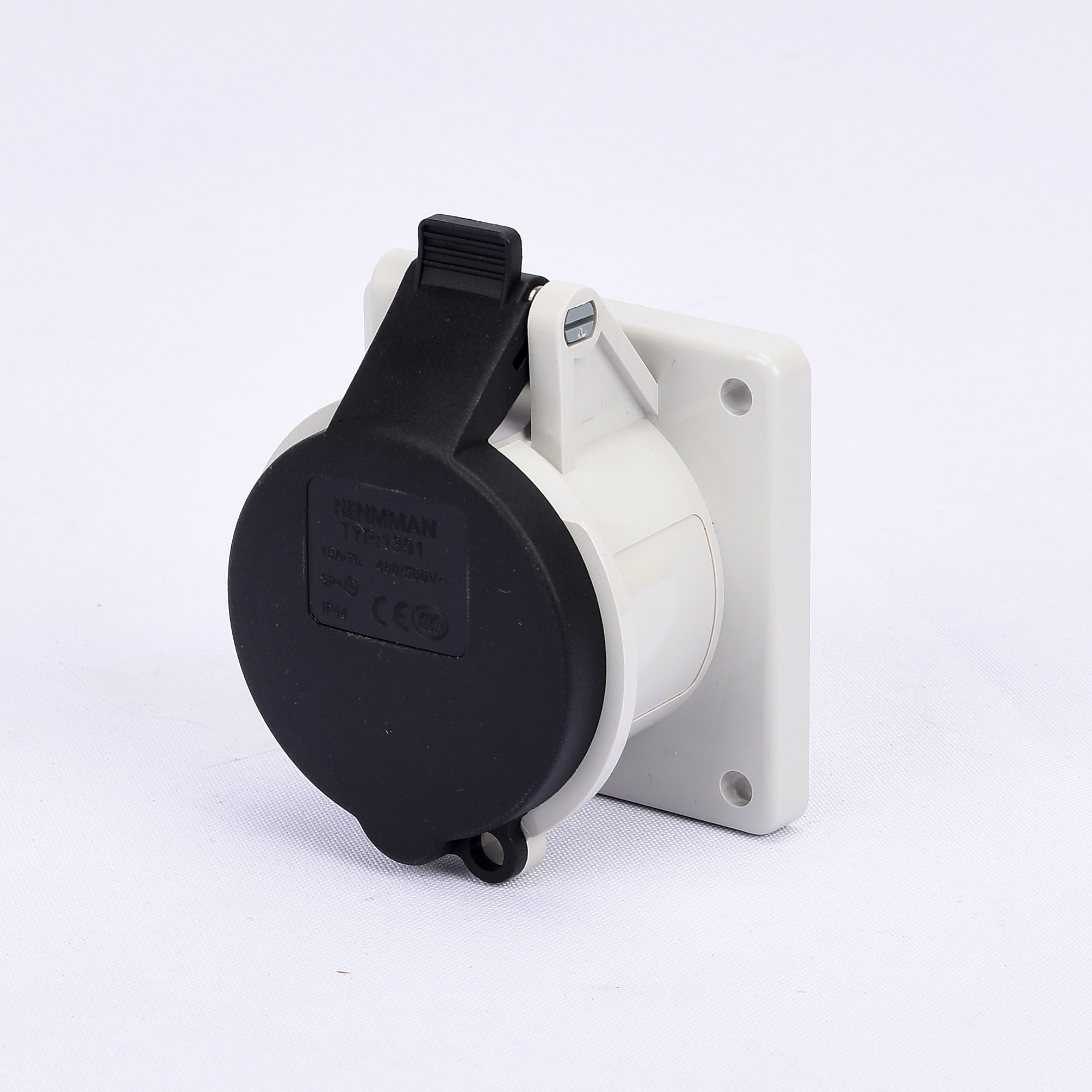 Quality 4P 16A IP44 500V Industrial Panel Mounted Socket for sale