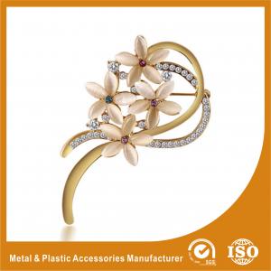 Quality Decorative Handmade Gold Brooches For Dresses With Crystal Stones for sale