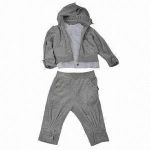 Quality 2012 Latest Children's Fashionable Suit with Hood for sale