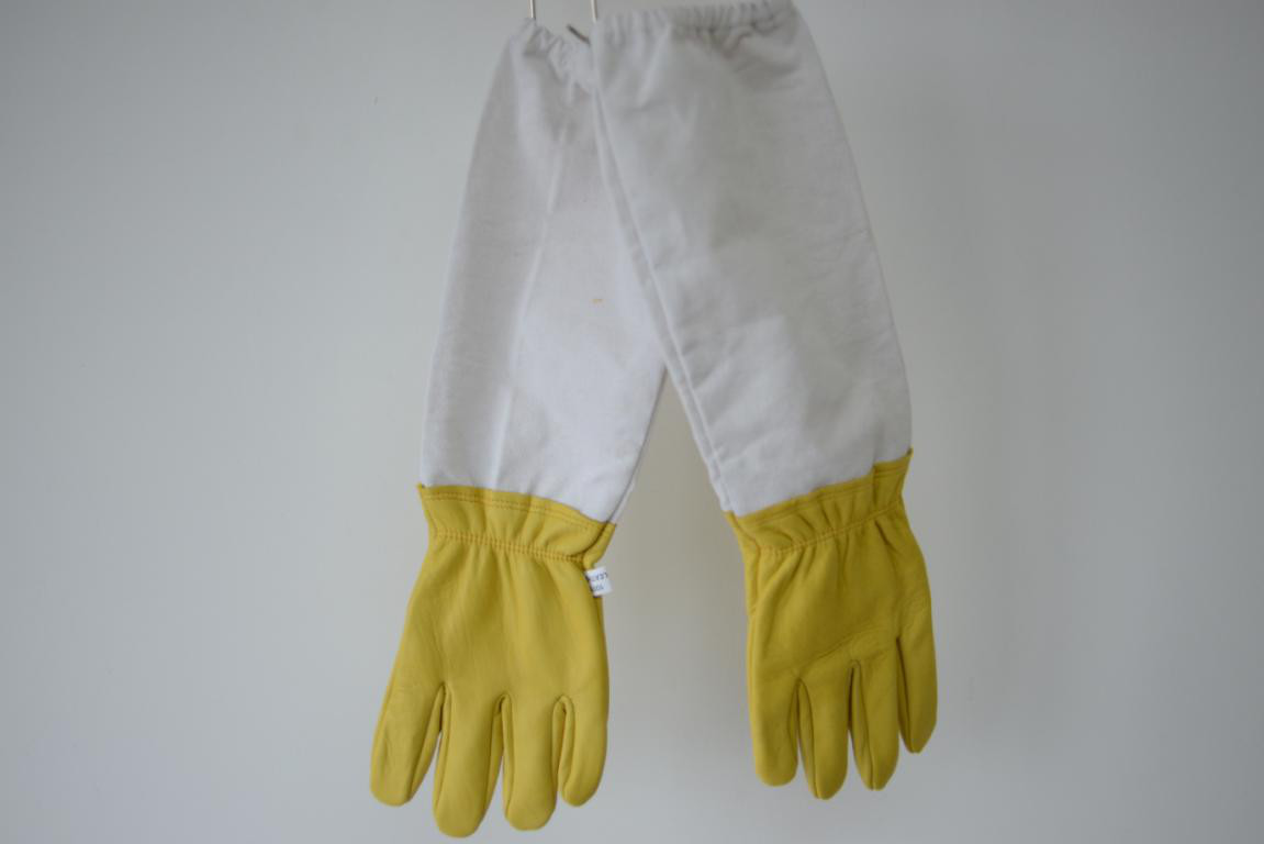 Quality Sheepskin Protective Bee Clothing Sting Proof Gloves Protective Against Bees For Bee Keepers for sale