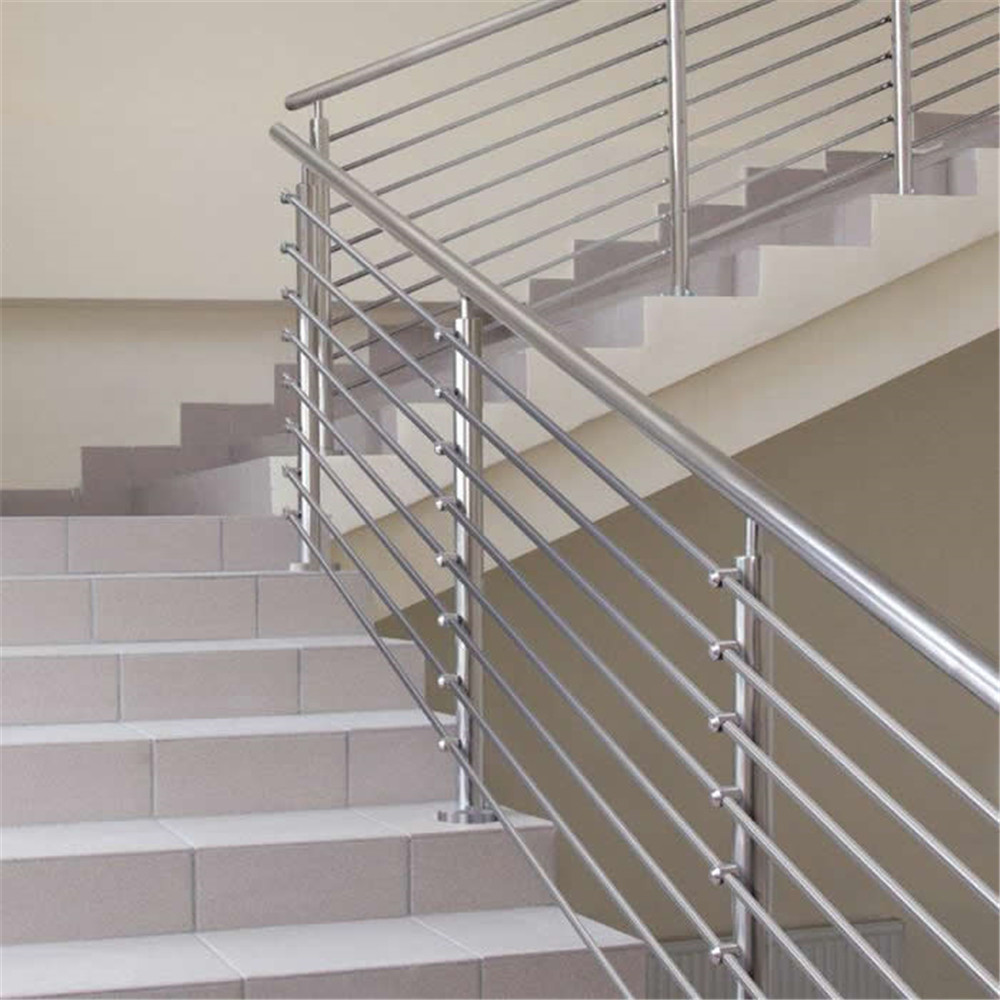 Quality SS316 Material Exterior hand railing systems with solid rod design for sale
