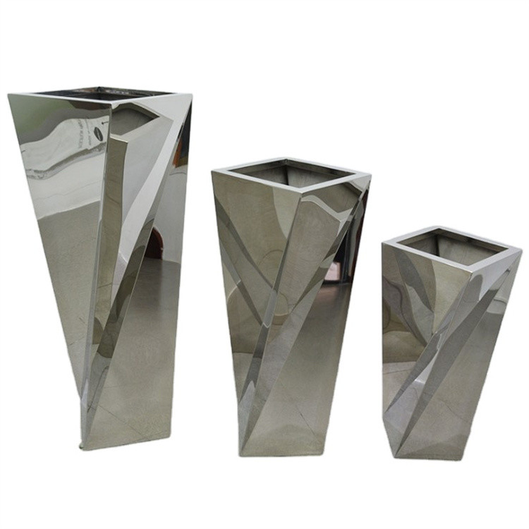 Quality Rotational Stainless Steel Garden Pots Metal Flower Planter Mirror Finishing for sale