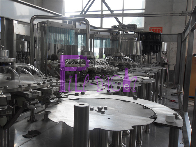Quality Fully Automatic Monoblock Hot Filling Machine Fruit Juice Processing Equipment 0.3L - 2L for sale