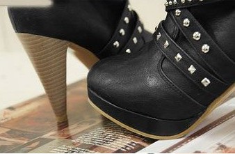 Quality high heel elegant ornament genuine leather lady boot  for sale