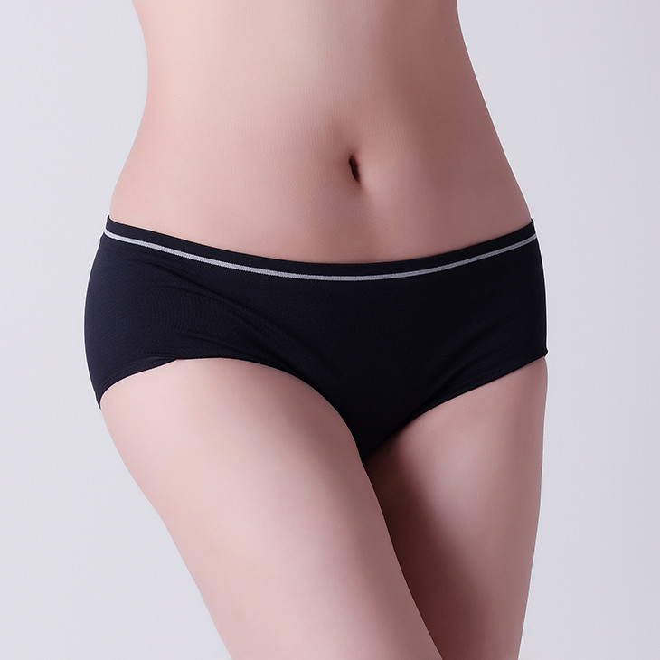 Quality Lady underwear,  plain black fashion design,   soft weave.  XLS032 ,woman  underwear for sale