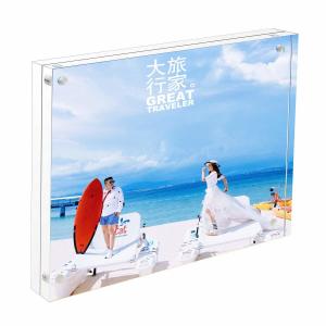 Quality Clear Acrylic Magnetic Picture Frames 5x7 Floating Effect Silk Screen Logo for sale