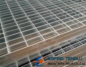 Quality Welded Steel Grating: Flat Style Bar Grating; Serrated Bearing Bar Grating for sale