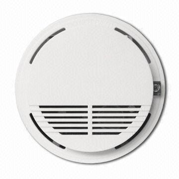 Buy Standalone Smoke Detector, 9V battery-operated, optical smoke alarm  at wholesale prices