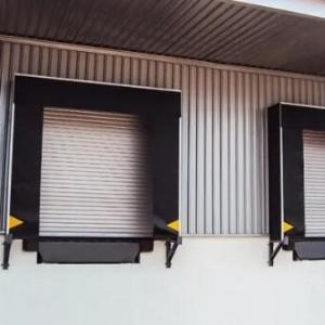 Quality Adjustable Loading Dock Shelters Wear Resisting Fireproof Anti Pulling for sale