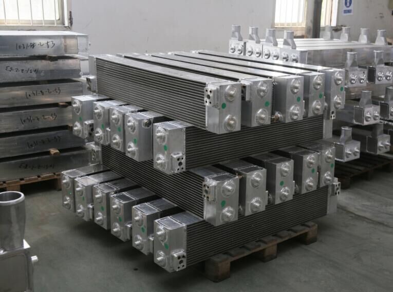 Quality oil heat exchanger with aluminum bar plate construction for industry application for sale
