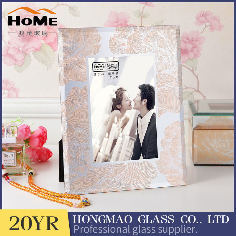 Quality Square Shape Contemporary Glitter Glass Photo Frame Wear Resistance for sale