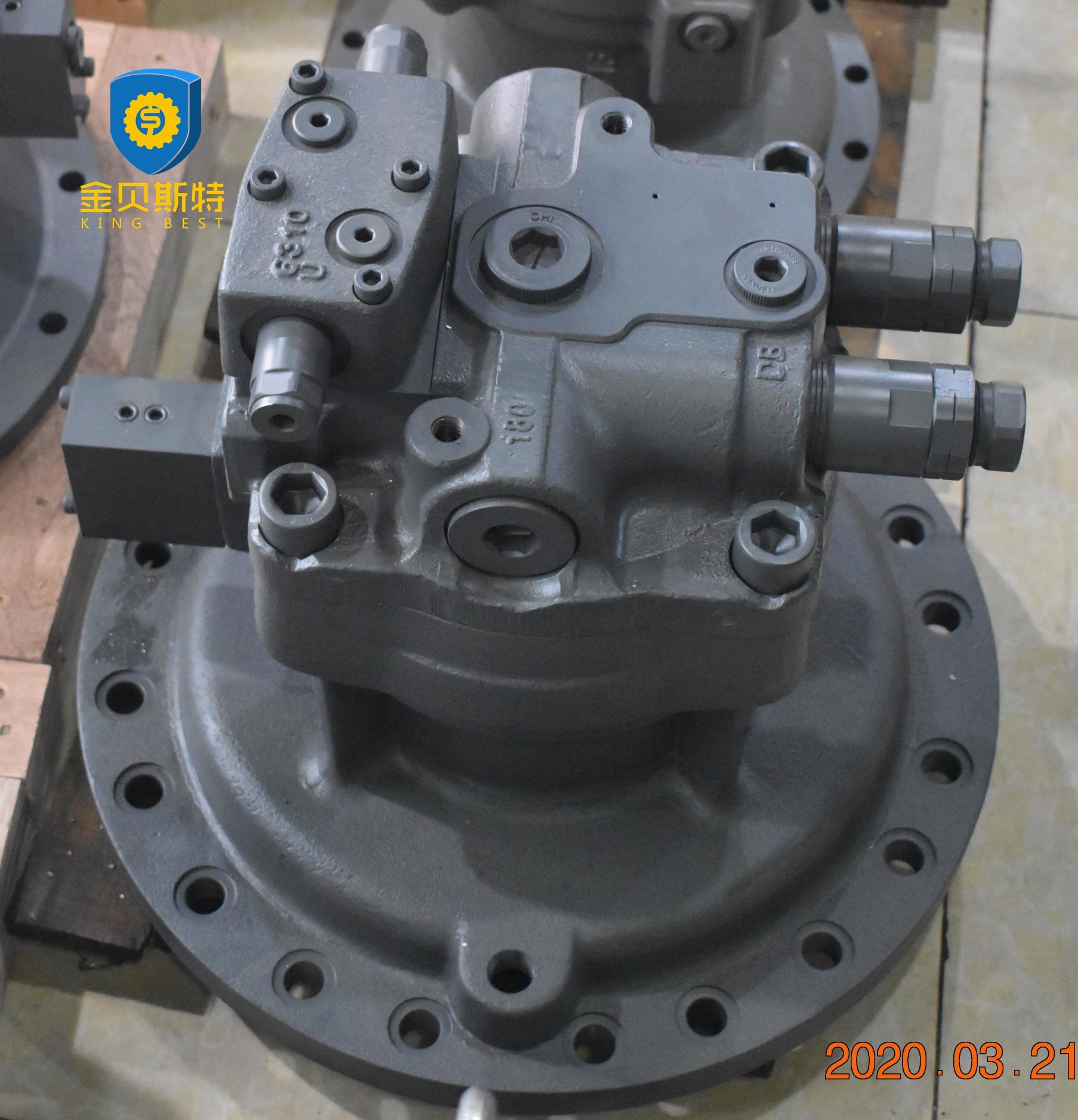 Quality EC290 Excavator Swing Motor With Gear Box / Vol Vo Repair Parts 1 Year Warranty for sale