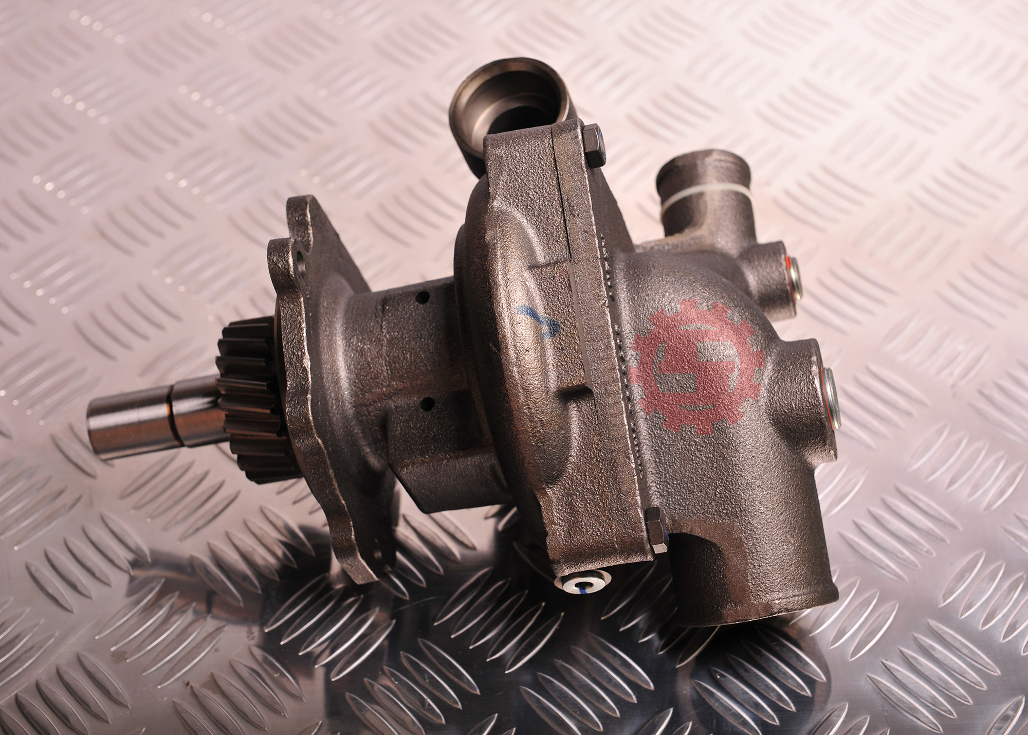 Quality M11 Diesel Engine Water Pump 4972853 For Truck / Excavator for sale