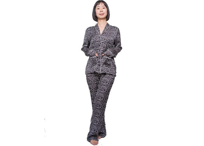Quality Breathable Fireworks Printing Satin 2 Piece Pajama Set With Full Open Placket for sale
