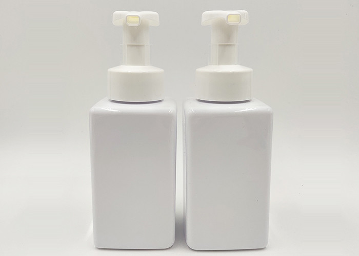 China 250ml Foam Pump PET Cosmetic Bottle Square Shape 32 / 28mm Sealing Type on sale