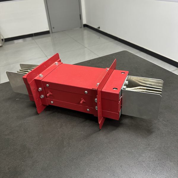 Copper Refractory Barduct Busbar Systems Strong Installation 50/60Hz