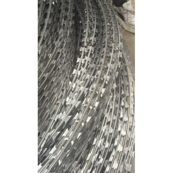 Chain link fence installation example