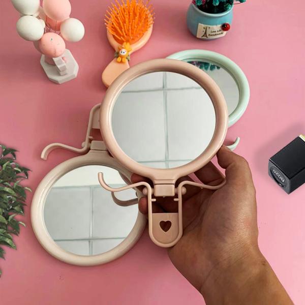 Lady Dressing Heart Shaped Pocket Adjustable Makeup Compact Mini Mirror with Qualit