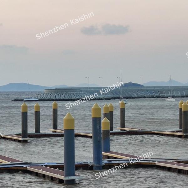 LLDPE Floaters Marine Grade Modular Floating Dock with Customized Size for Commercial and Recreational Use
