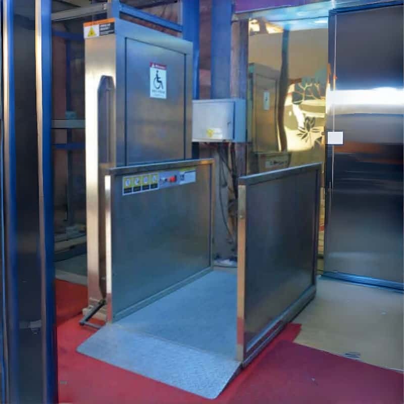 Comfortable Wheelchair Elevator Vertical Platform Lift With VVF Drive
