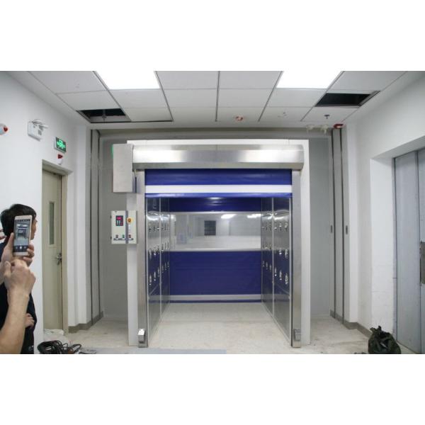Fully automatic cargo shower room with fast shutter door for clean room
